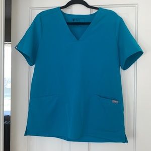 Figs Casma Scrub Top